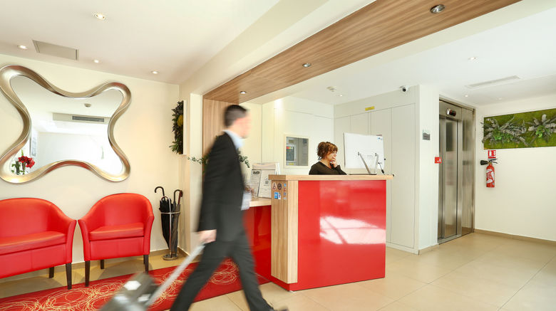 <b>Le Grand Hotel de Normandie Lobby</b>. Images powered by <a href="https://www.leonardoworldwide.com/" title="Leonardo Worldwide" target="_blank">Leonardo</a>.