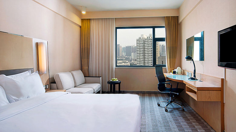 <b>Holiday Inn Express Room</b>. Images powered by <a href="https://www.leonardoworldwide.com/" title="Leonardo Worldwide" target="_blank">Leonardo</a>.