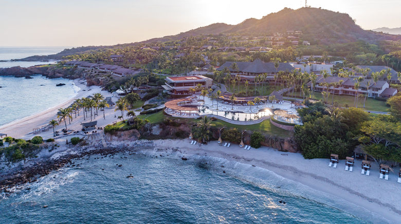 <b>Four Seasons Resort Punta Mita Pool</b>. Images powered by <a href="https://www.leonardoworldwide.com/" title="Leonardo Worldwide" target="_blank">Leonardo</a>.