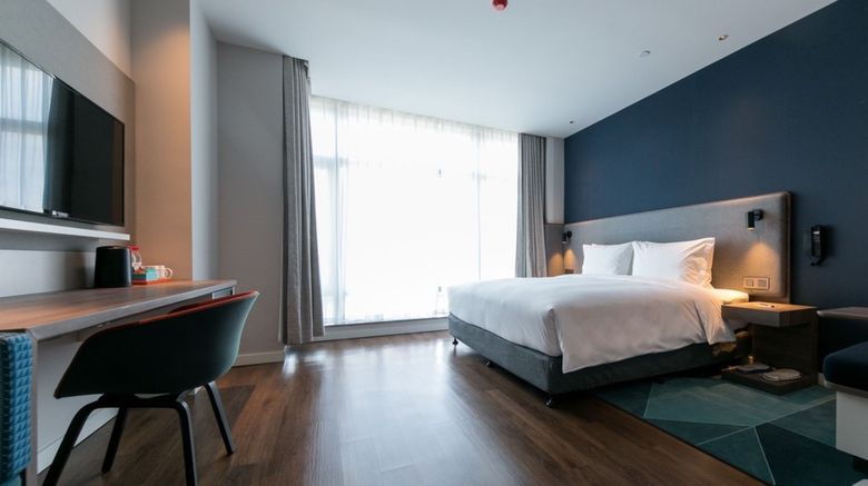 <b>Holiday Inn Express Urumqi Station Room</b>. Images powered by <a href="https://www.leonardoworldwide.com/" title="Leonardo Worldwide" target="_blank">Leonardo</a>.