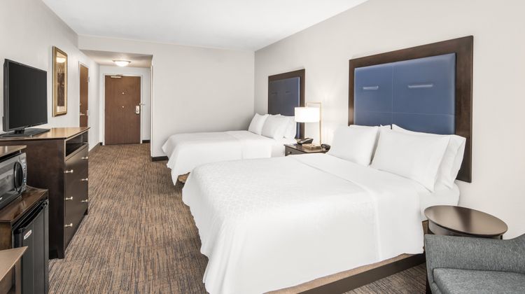 Holiday Inn Express Wilmington-Newark Room
