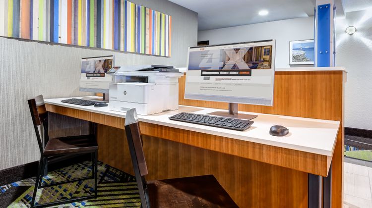 Holiday Inn Express Hotel & Suites Other