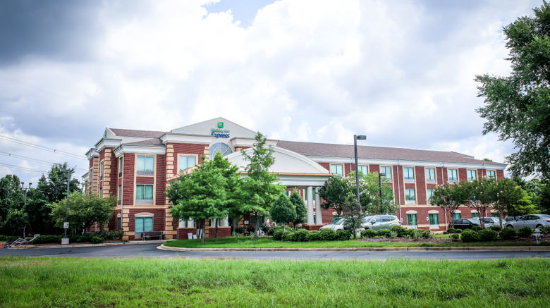 <b>Holiday Inn Express Hotel & Suites Exterior</b>. Images powered by <a href="https://www.leonardoworldwide.com/" title="Leonardo Worldwide" target="_blank">Leonardo</a>.