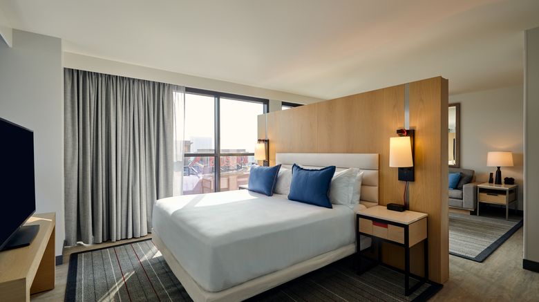 <b>Live! by Loews St Louis Suite</b>. Images powered by <a href="https://www.leonardoworldwide.com/" title="Leonardo Worldwide" target="_blank">Leonardo</a>.