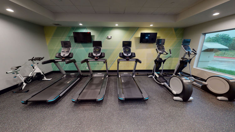 Holiday Inn NW Houston Beltway 8 Health Club