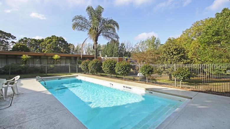 <b>Moe Parklands Motel Pool</b>. Images powered by <a href="https://www.leonardoworldwide.com/" title="Leonardo Worldwide" target="_blank">Leonardo</a>.