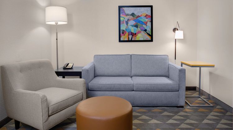 Holiday Inn Hotel & Suites Lima Room