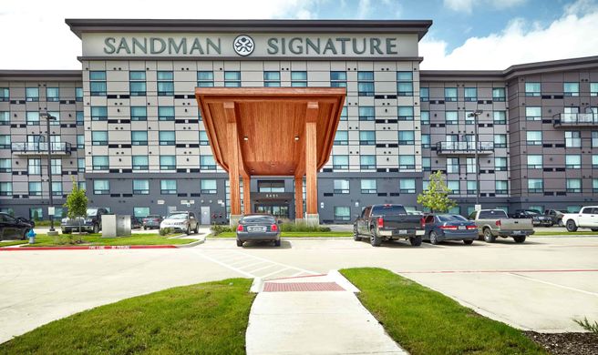 Sandman Signature Plano-Frisco Hotel Exterior