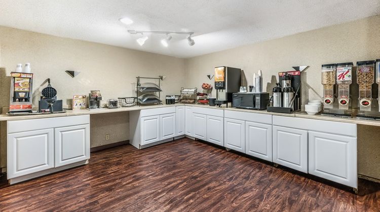 Red Carpet Inn & Suites Restaurant