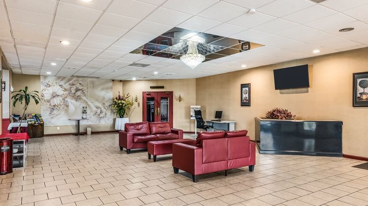 Red Carpet Inn & Suites Lobby