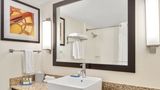 <b>Holiday Inn Express Convention Center Room</b>. Images powered by <a href="https://www.leonardoworldwide.com/" title="Leonardo Worldwide" target="_blank">Leonardo</a>.