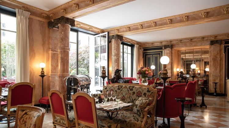 La Reserve Paris Hotel and Spa Restaurant