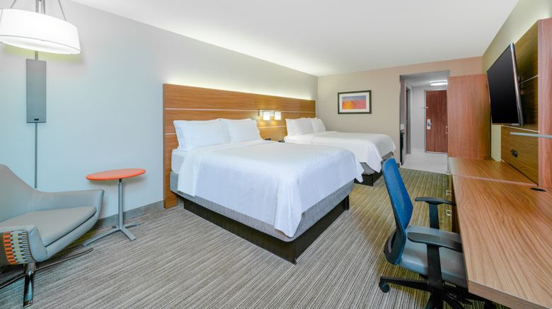 <b>Holiday Inn Express Hotel & Suites Room</b>. Images powered by <a href="https://www.leonardoworldwide.com/" title="Leonardo Worldwide" target="_blank">Leonardo</a>.