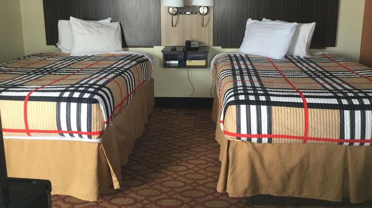 Red Carpet Inn Room