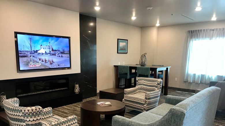 <b>Staybridge Stes Sioux Falls Southwest Lobby</b>. Images powered by <a href="https://www.leonardoworldwide.com/" title="Leonardo Worldwide" target="_blank">Leonardo</a>.