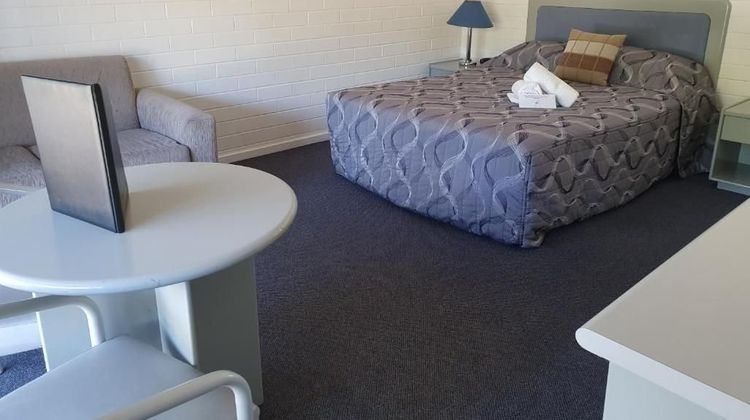 Dalby Manor Motor Inn Room