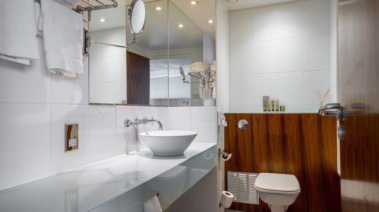 Holiday Inn Camden Lock Room