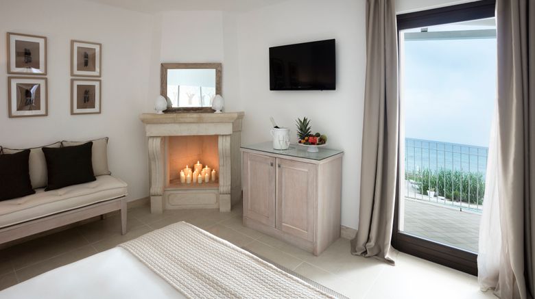 <b>Canne Bianche Lifestyle Hotel Suite</b>. Images powered by <a href=https://www.travelagewest.com/Hotels/Torre-Canne-Italy/