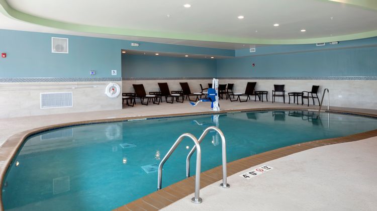 Holiday Inn Express & Suites Bourbonnais Pool