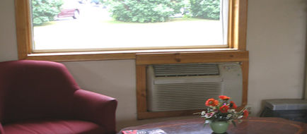 Red Carpet Inn Lobby