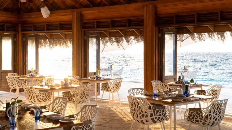 Huvafen Fushi Resort Restaurant