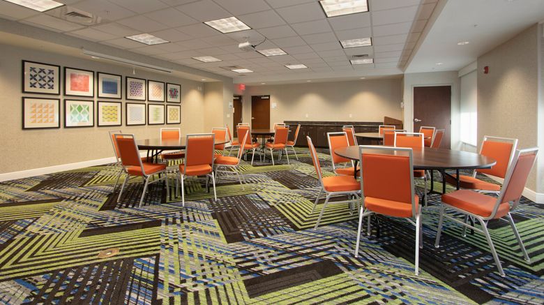 <b>Holiday Inn Express Hotel & Suites Meeting</b>. Images powered by <a href="https://www.leonardoworldwide.com/" title="Leonardo Worldwide" target="_blank">Leonardo</a>.