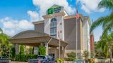 Holiday Inn Express Hotel & Suites Exterior