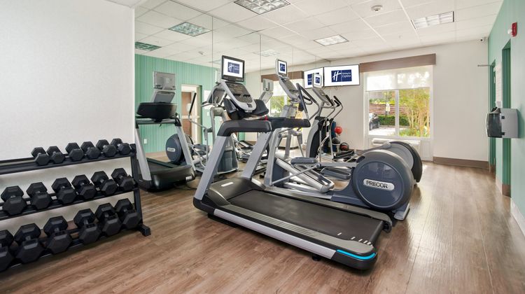 Holiday Inn Express Hotel & Suites Health Club