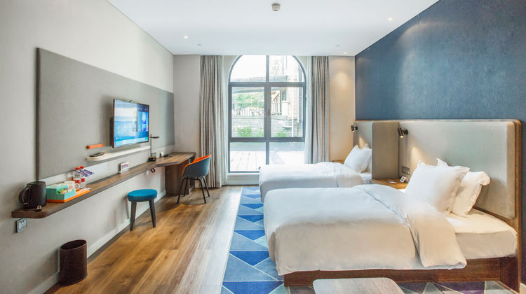 Holiday Inn Express Pudong Chuansha Room