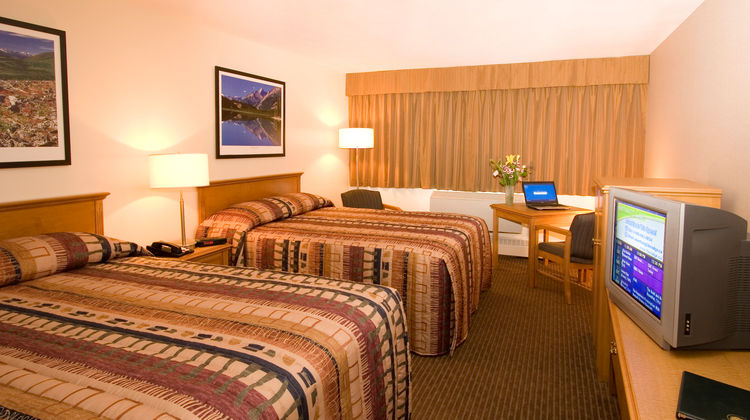 Woodlands Inn Room