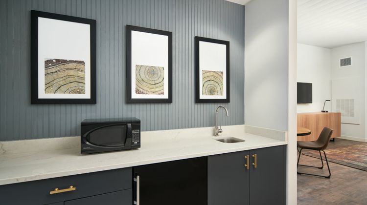 Hotel Indigo Tallahassee-CollegeTown Room