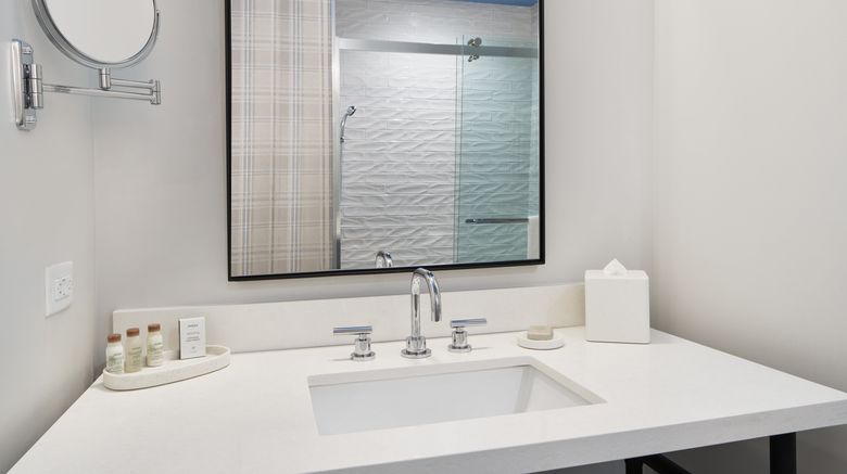 <b>Hotel Indigo Tallahassee-CollegeTown Room</b>. Images powered by <a href="https://www.leonardoworldwide.com/" title="Leonardo Worldwide" target="_blank">Leonardo</a>.