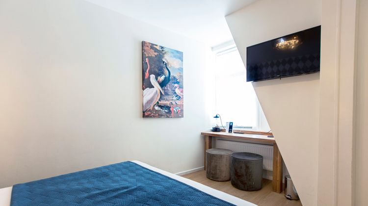 Quentin Leidse Square Room