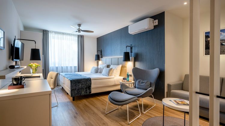 Insel Hotel Room