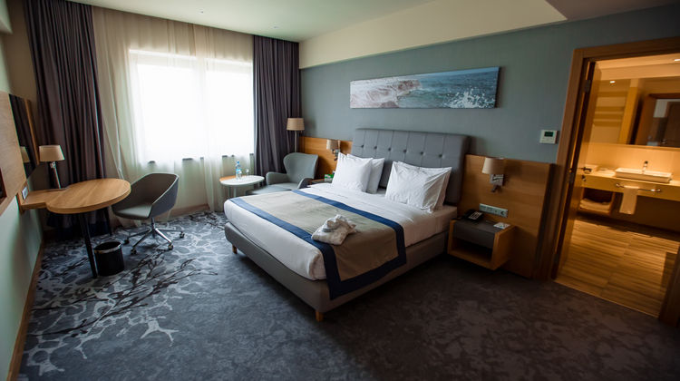 Holiday Inn Aktau Seaside Suite