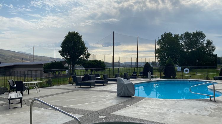 Holiday Inn Clarkston-Lewiston Pool