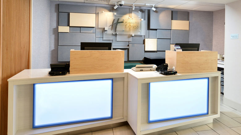 <b>Holiday Inn Express RDU Lobby</b>. Images powered by <a href="https://www.leonardoworldwide.com/" title="Leonardo Worldwide" target="_blank">Leonardo</a>.