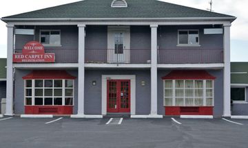Red Carpet Inn & Suites