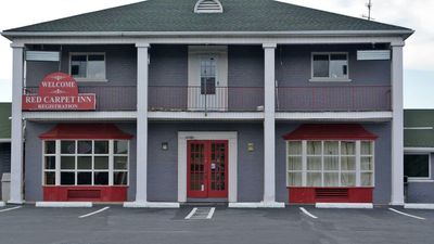 Red Carpet Inn & Suites