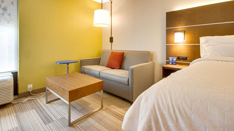 <b>Holiday Inn Express Room</b>. Images powered by <a href="https://www.leonardoworldwide.com/" title="Leonardo Worldwide" target="_blank">Leonardo</a>.