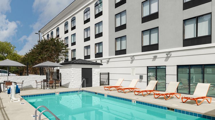 Holiday Inn Cleveland Pool