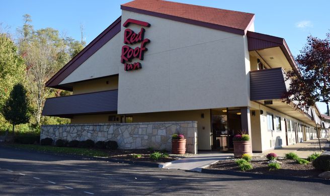 Red Roof Inn St Clairsville - Wheeling W Exterior