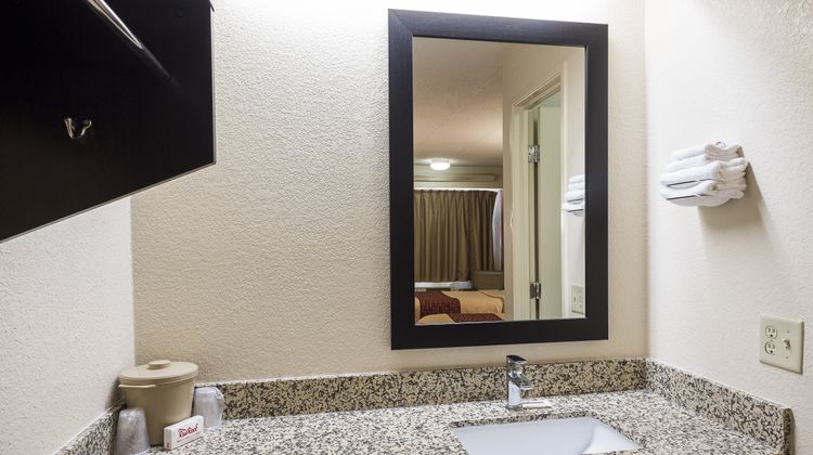 Red Roof Inn Chicago - O'Hare Airport Room