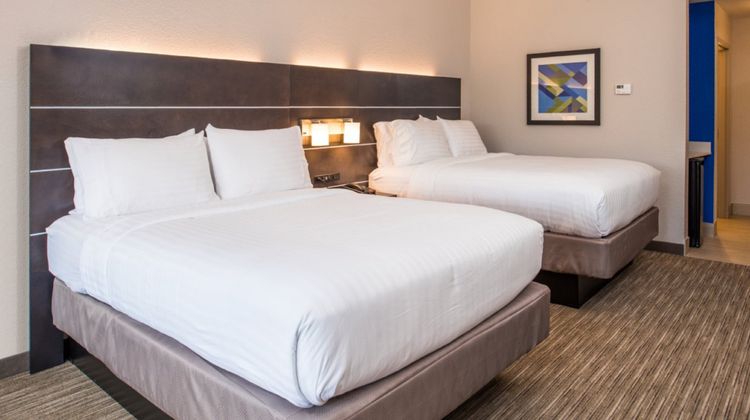 Holiday Inn Express Jacksonville East Room