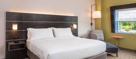 Holiday Inn Express Jacksonville East Room