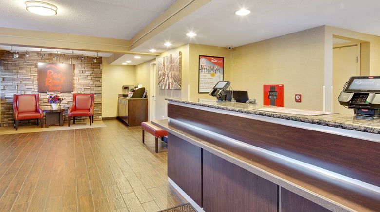 <b>Red Roof Inn Detroit Dearborn Greenfield Lobby</b>. Images powered by <a href="https://www.leonardoworldwide.com/" title="Leonardo Worldwide" target="_blank">Leonardo</a>.