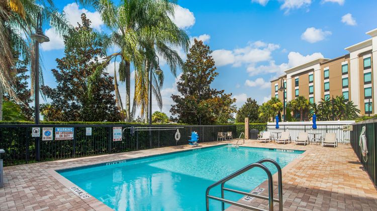 Holiday Inn Express Hotel & Suites Pool
