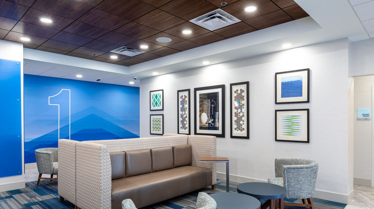 Holiday Inn Asheville-Downtown Lobby