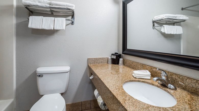 <b>Red Roof Inn Spartanburg – I-26 Room</b>. Images powered by <a href="https://www.leonardoworldwide.com/" title="Leonardo Worldwide" target="_blank">Leonardo</a>.