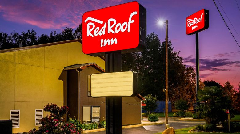<b>Red Roof Inn Spartanburg – I-26 Exterior</b>. Images powered by <a href="https://www.leonardoworldwide.com/" title="Leonardo Worldwide" target="_blank">Leonardo</a>.
